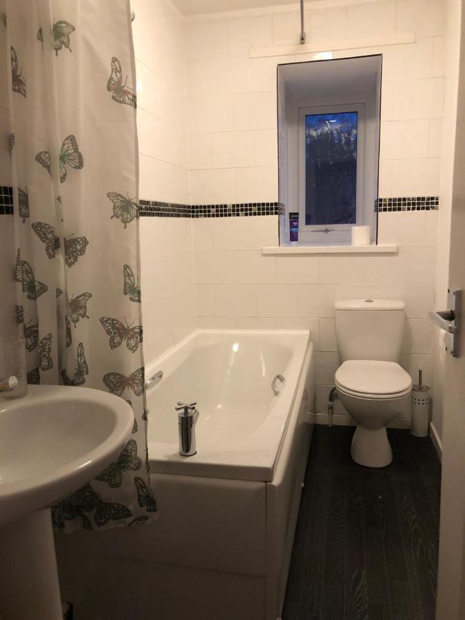 Spacious 2 Bedroom House Shotton  外观 照片